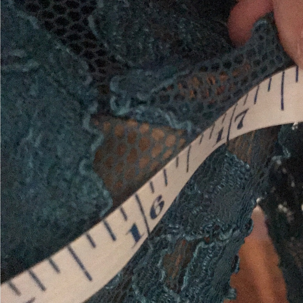 Karen Kane lace dress size XL - Picture 5 of 6